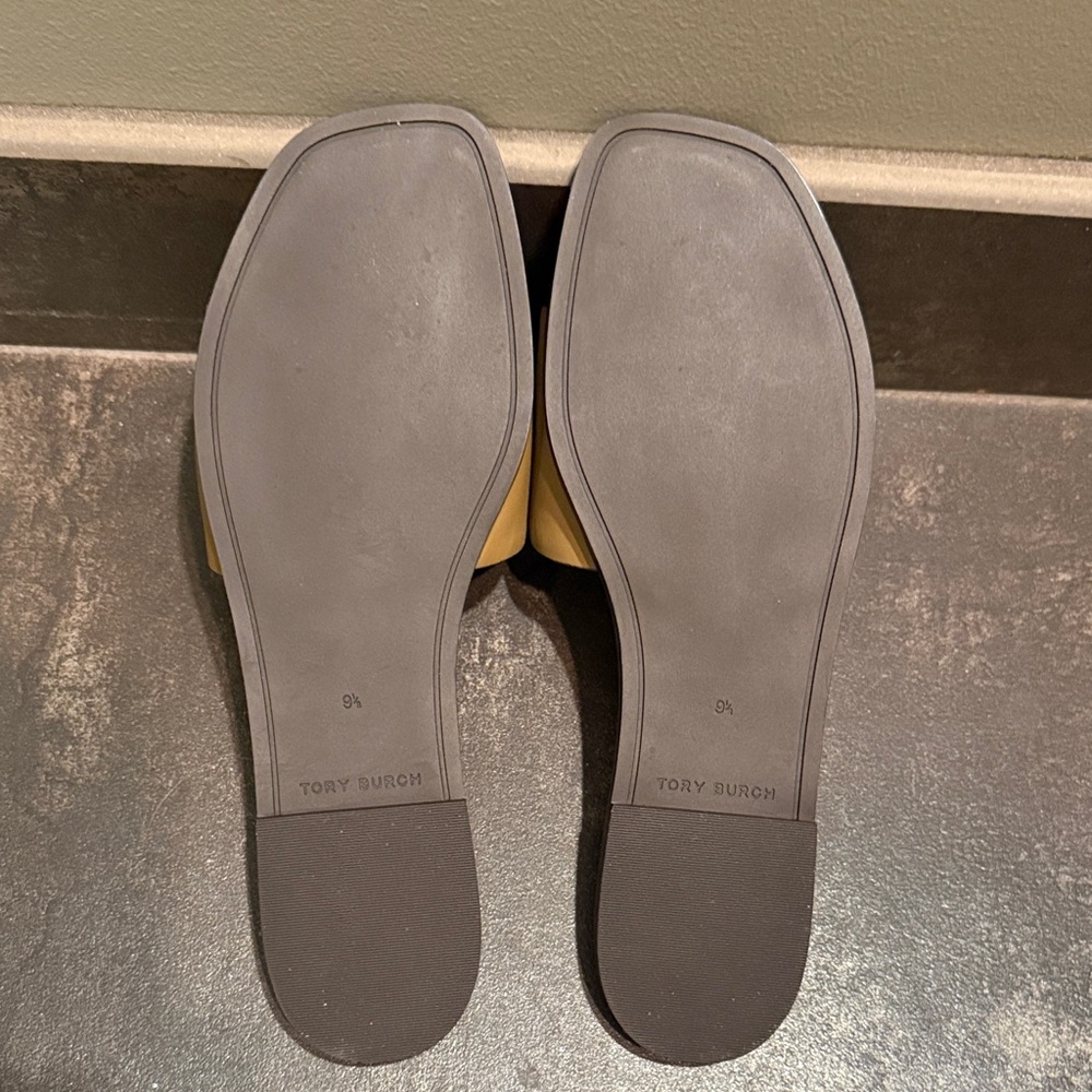 Tory Burch Ines Women's Tan Slide Sandals NWOT Size 9 1/2 - Picture 7 of 7